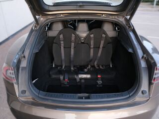 Tesla Model S 85 D 158kW