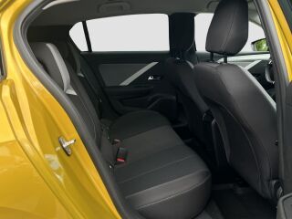 Opel Astra 1.2 81kW