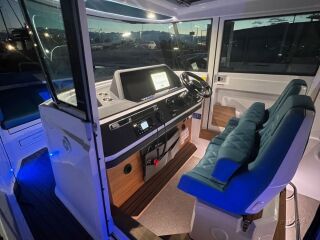 Axopar 28 Cabin 300 XL V8 Mercury Verado V8