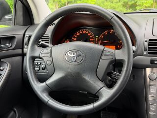 Toyota Avensis Linea Sol Technical 2.0 VVT-i 108кВ