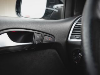 Audi Q7 S-line + 3.0 V6 176kW