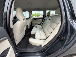 Volvo V70 Facelift Momentum 2.0 R5 D3 120kW