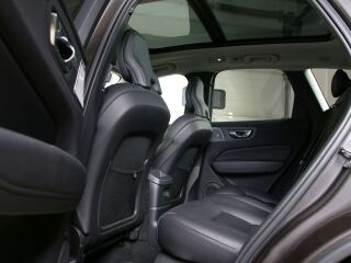 Volvo XC60 AWD INSCRIPTION INTELLI SAFE PRO MY22 2.0 T6 Recharge Plug-In-Hybrid 251kW
