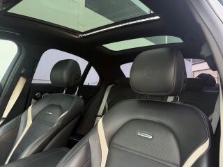 Mercedes-Benz C 63 AMG S 4.0 V8 Biturbo 375kW