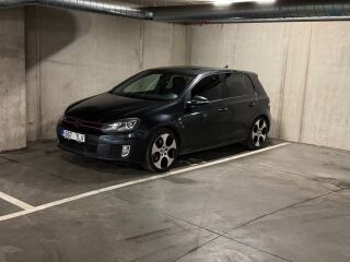 Volkswagen Golf GTI 2.0 147kW