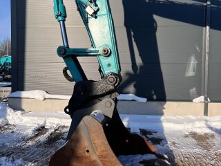 Kobelco SK210LC-10 + Novatron 3D HINO 124kW