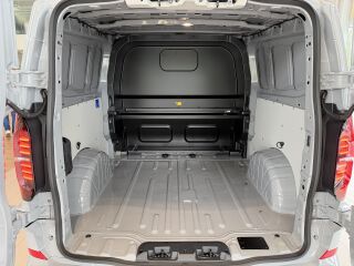 Volkswagen Transporter L2H1 4Motion 2.0 TDI 125кВ