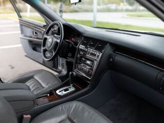 Audi A8 2.5 110kW