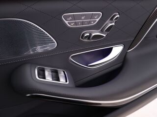 Mercedes-Benz Mercedes-Maybach 560 4Matic 4.0 V8 345kW