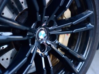 BMW M5 4.4 441кВ