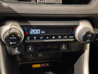 Toyota RAV4 Luxury Limited Hybrid 4WD 2.5 131kW