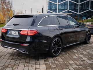 Mercedes-Benz E 220 AMG Burmester 2.0 143kW