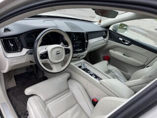 Volvo XC60 2.0 223kW