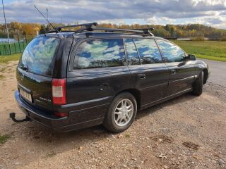 Opel Omega B-Caravan 2.2 R4 106kW