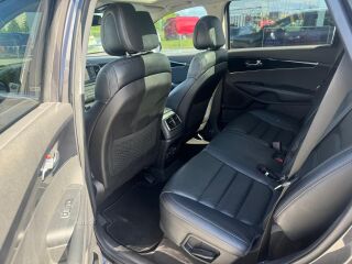 Kia Sorento 2.2 147кВ