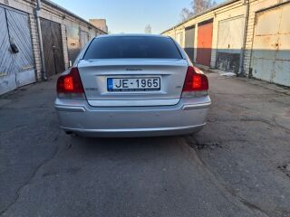 Volvo S60 2.4 D5 TDI 121kW