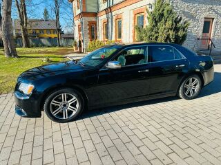 Lancia Thema 3.0 176kW