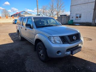 Nissan Navara 2.5 106кВ