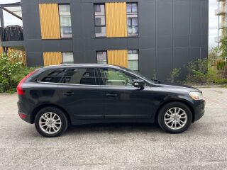 Volvo XC60 Summum AWD 2.4 D5 151kW