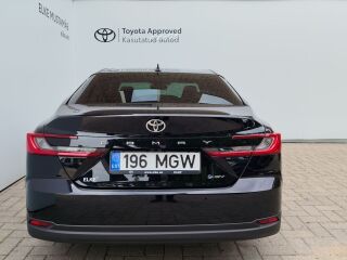 Toyota Camry Premium 137kW