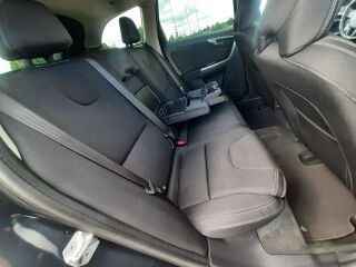 Volvo XC60 D4 AWD 2.4 120кВ