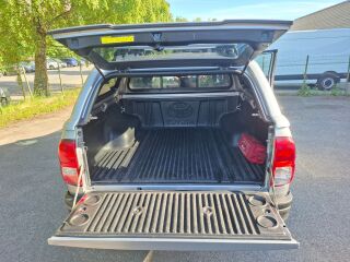 Toyota Hilux 2.4 110kW