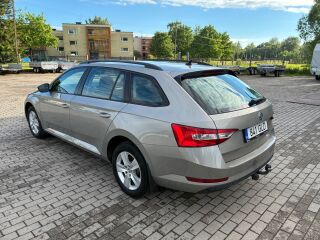 Skoda Superb 2.0 140kW