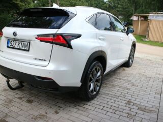 Lexus NX 300h F-Sport 2.5 114kW