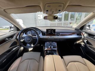 Audi S8 Quattro 4.0 CGTA 382kW