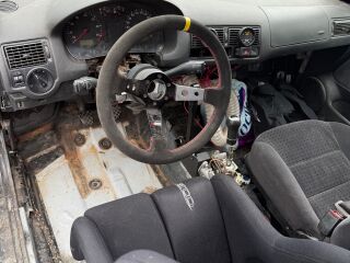 Volkswagen Golf VW Golf 4 Turbo Project jääraja-ralli 1.8 92кВ