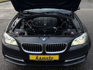 BMW 530 D Touring Sportpakett EU6 3.0 R6 TDI 190kW