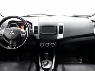Mitsubishi Outlander Luxury ATM 2.4 125kW