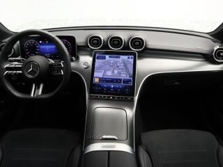 Mercedes-Benz C 300 de 4Matic AMG 2.0 R4 145kW