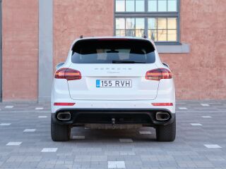 Porsche Cayenne 3.0 V6 TDI 193кВ