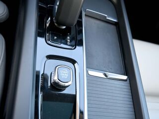 Volvo XC60 AWD BRIGHT PLUS INTELLI SAFE MY24 2.0 T6 Plug-in LONG RANGE 293kW