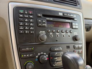 Volvo V70 SUMMUM 2.4 136kW