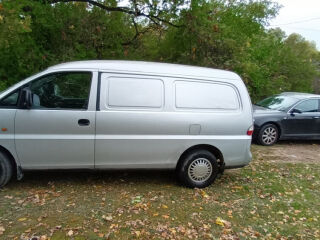 Hyundai H1 2.5 74kW