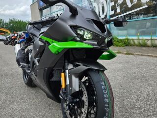 Kawasaki Ninja ZX - 10R 152kW