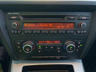 BMW 320 2.0 R4 120kW
