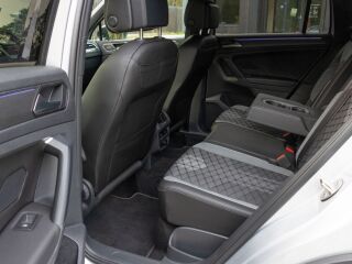Volkswagen Tiguan R-line 4M Black H/K 2.0 Tdi 147kW