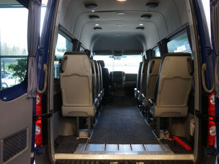 Volkswagen Crafter 35 Kombi BlueMotion 2.0 R4 TDI Twin Turbo 120kW