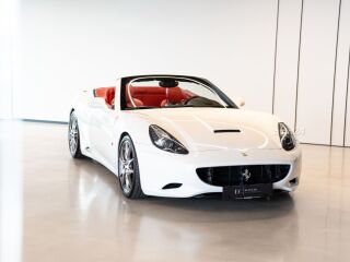 Ferrari California 4.3 V8 338kW