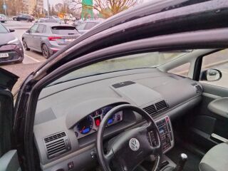 Volkswagen Sharan Freerstyle 1.8 Turbo 110кВ