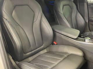 BMW 530 D xDRIVE Touring M-Sportpakett 3.0 210kW