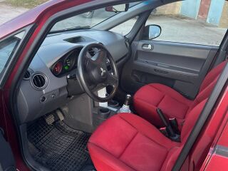 Mitsubishi Colt 1.3 70kW