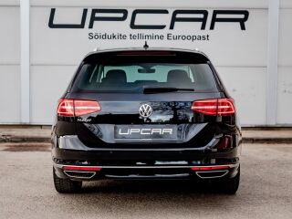 Volkswagen Passat R-Line 4Motion 2.0 140кВ