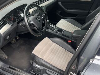 Volkswagen Passat Highline 1.8 132кВ