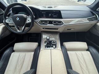 BMW X7 Individual 3.0 195kW
