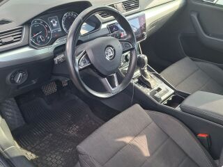 Skoda Superb 1.4 110кВ