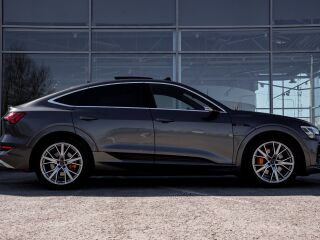 Audi e-tron Sportpack S-line 230kW